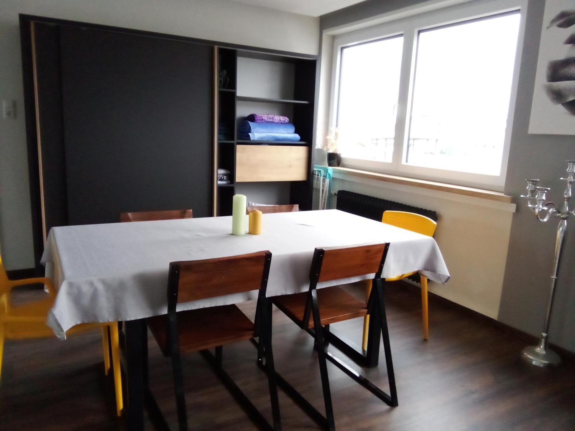 Apartments - Geraeumige 95 Qm Mit Balkon アウグスブルク エクステリア 写真