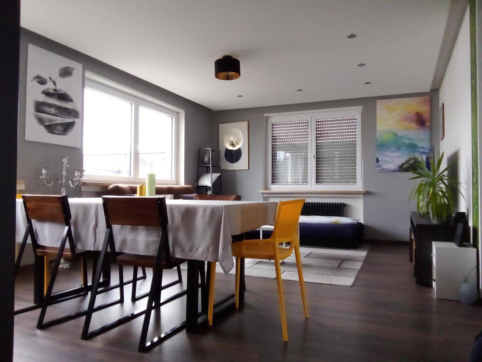 Apartments - Geraeumige 95 Qm Mit Balkon アウグスブルク エクステリア 写真