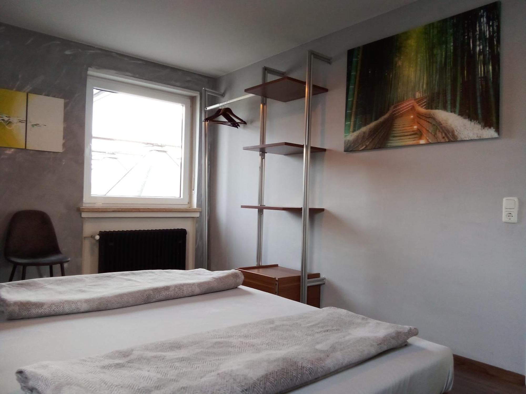 Apartments - Geraeumige 95 Qm Mit Balkon アウグスブルク エクステリア 写真